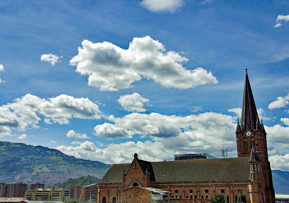 Sagrando Corazon Old brown church